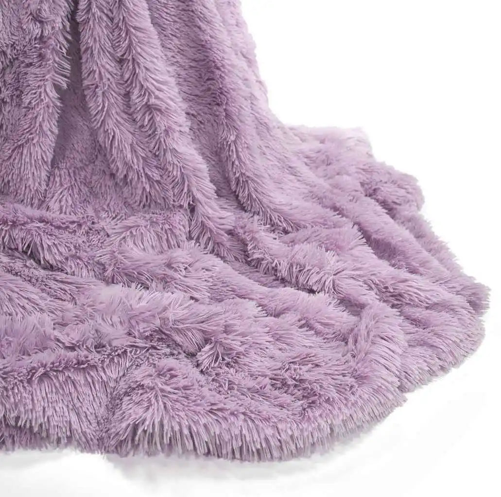 cuddles throw lilac