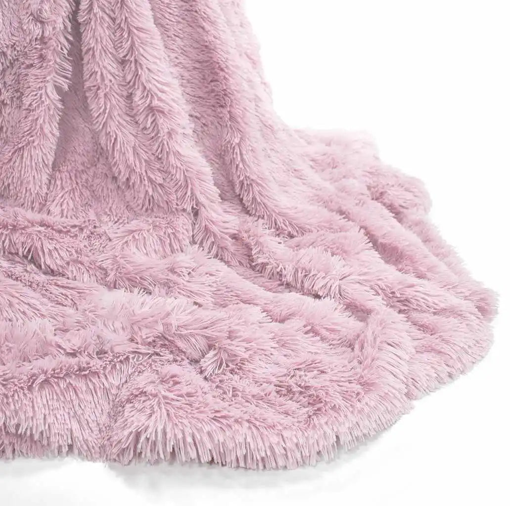 cuddles throw pink