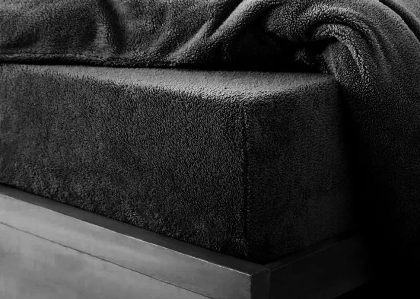 teddy fleece fitted sheet  black