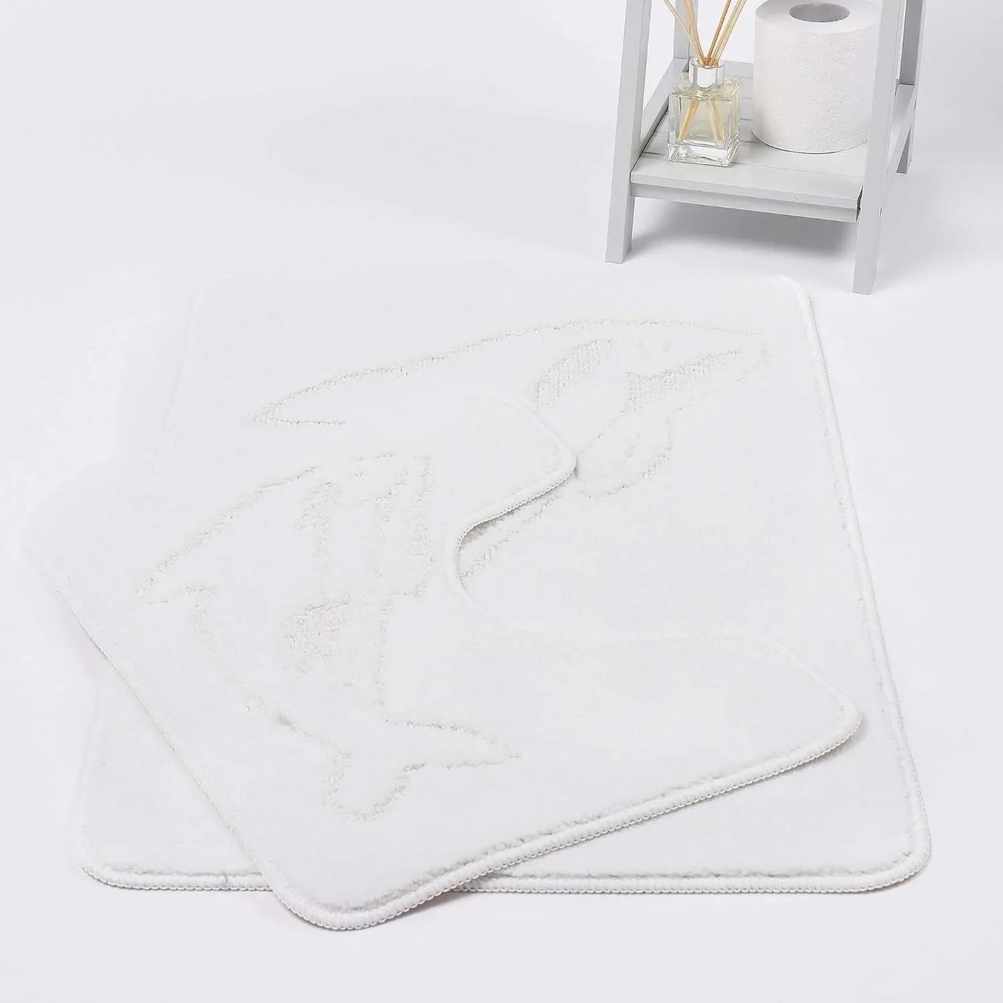 Dolphin bath mat white